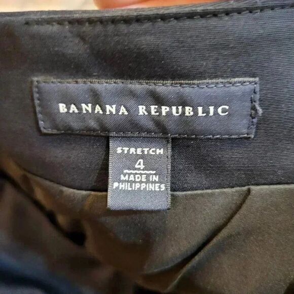 Banana Republic Women's Preppy Black Cotton/Modal/Spandex Straight Lined Skirt - Picture 8 of 9